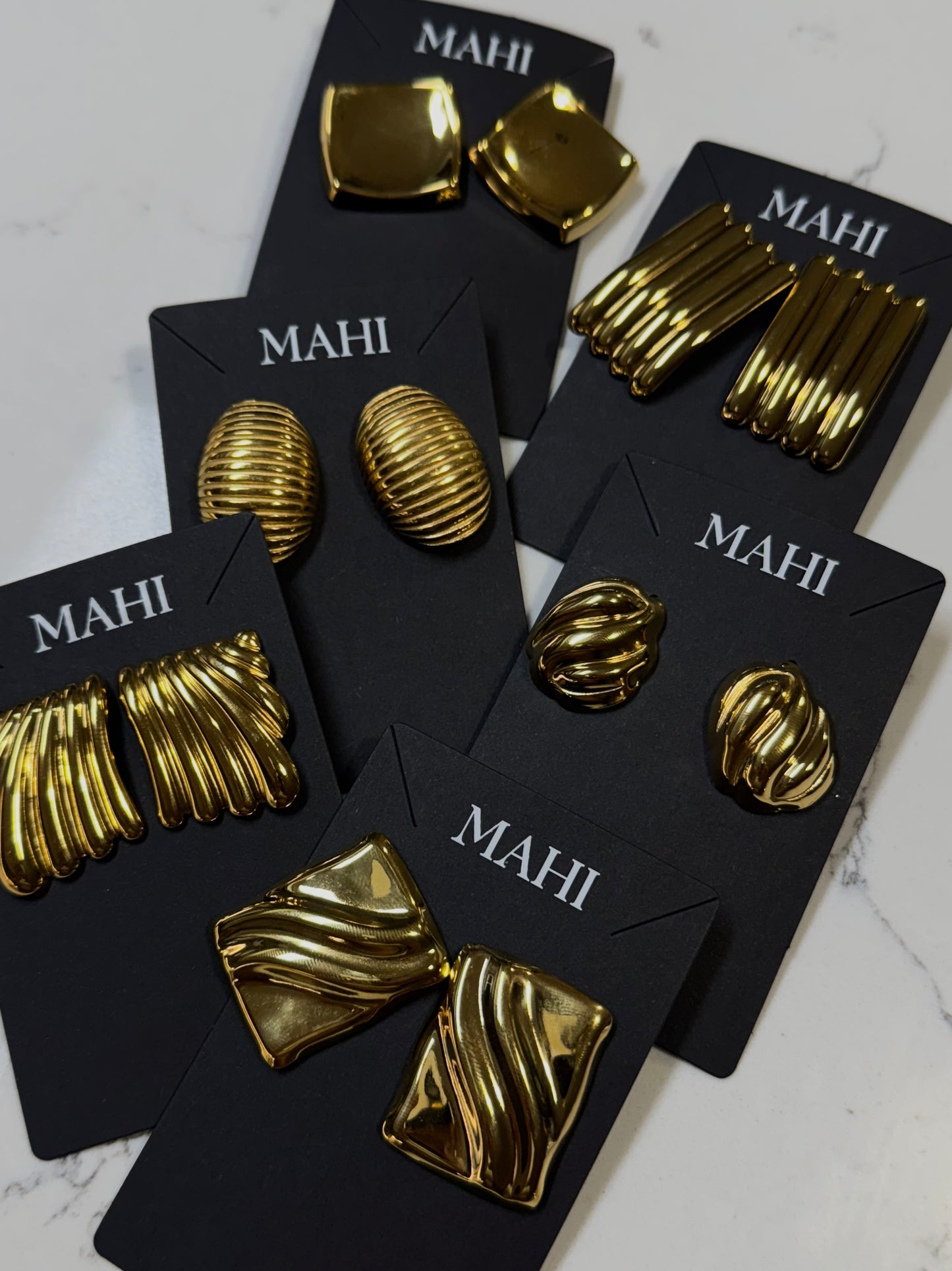 Chela earrings