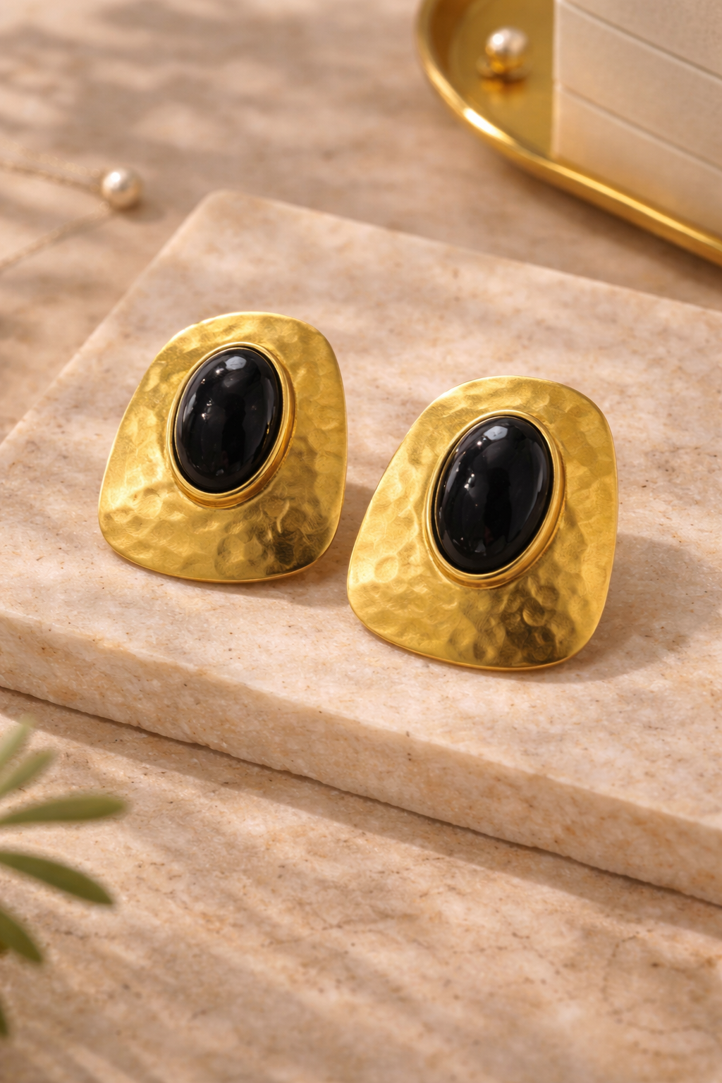 Grande Square Earrings