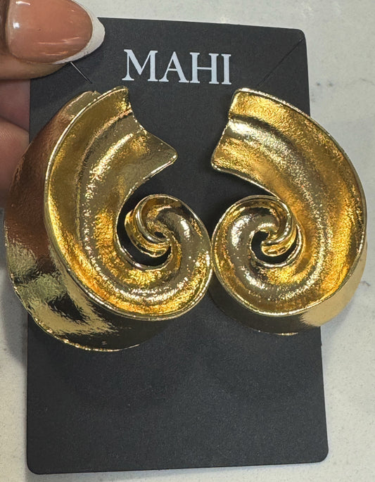Diana seashell oversized earrings