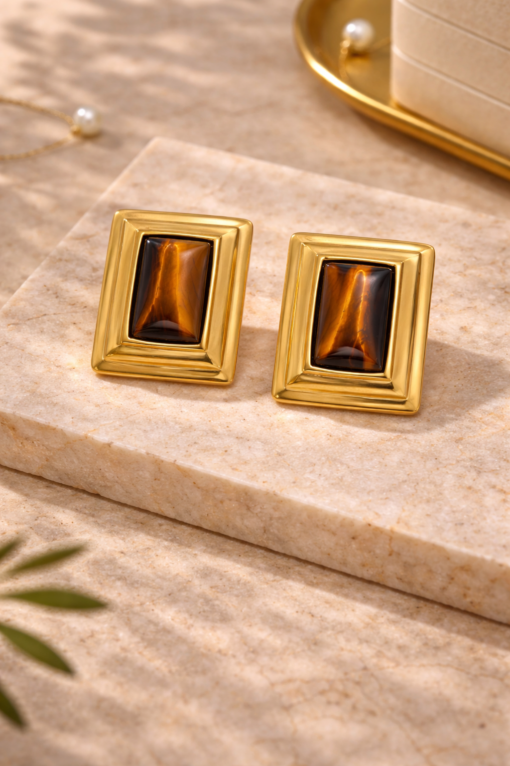 Gilded Frame Studs
