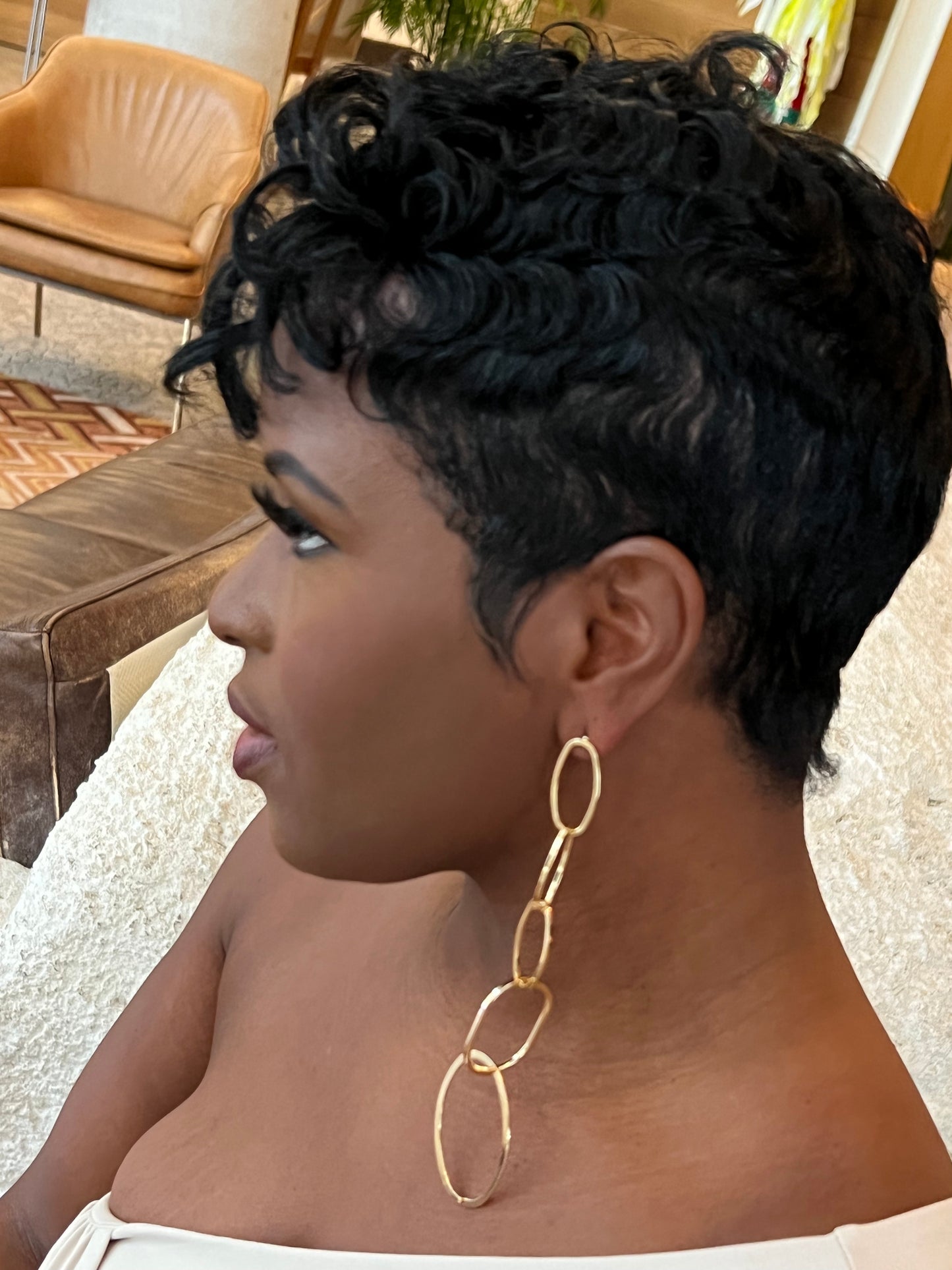 Neicy gold ling earrings
